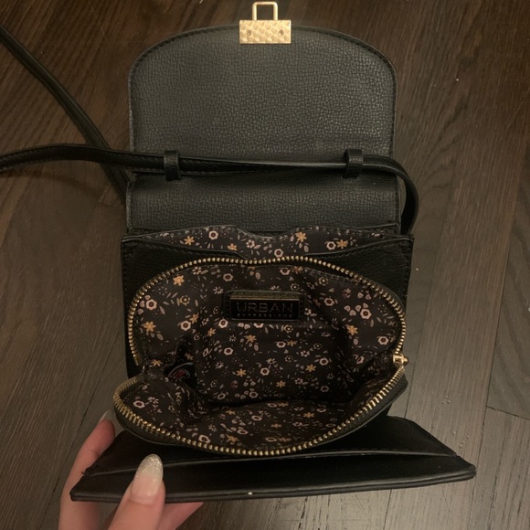 Small Crossbody Faux Leather Purse - Picture 4 of 4